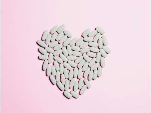 Thuốc viên cholesterol giúp những người có nguy cơ cao bị đau tim và đột quỵ