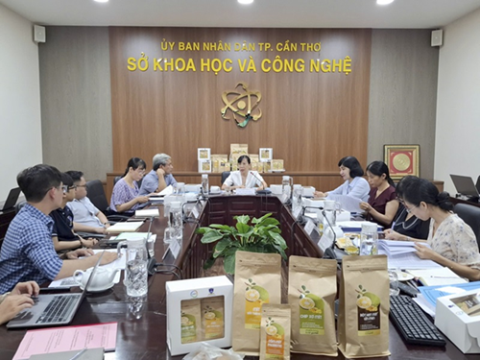 Đánh giá, nghiệm thu Đề tài KHCN “Nghiên cứu đa dạng hóa sản phẩm chế biến từ trái mít (Artocarpus heterophyllus LAM)”