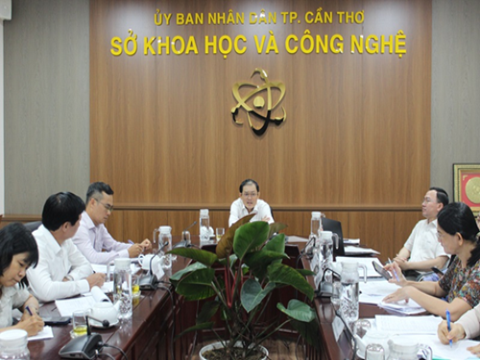 Đánh giá giữa kỳ nhiệm vụ “Xây dựng, khai thác và phát triển giá trị tài sản trí tuệ đối với sản phẩm thuộc Chương trình OCOP năm 2022-2025”