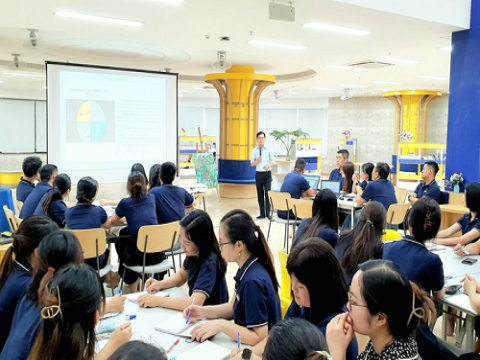 Đổi mới đào tạo giáo viên trong bối cảnh chuyển đổi số và AI