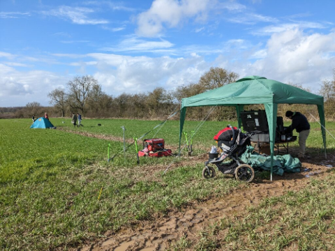 Nghiên cứu cho thấy cày xới quá mức có thể làm suy yếu đất