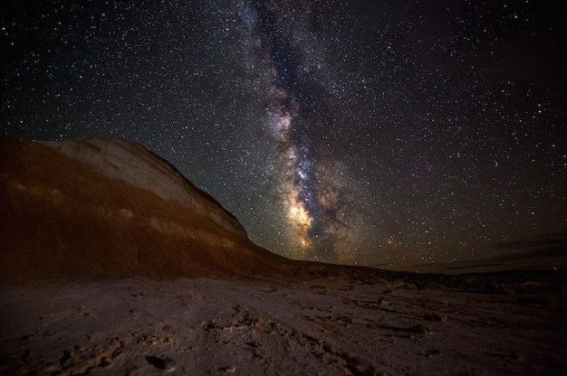 Khung cảnh l&agrave;m cho người xem li&ecirc;n tưởng đến sao Hoả - Ảnh: Daily Mail