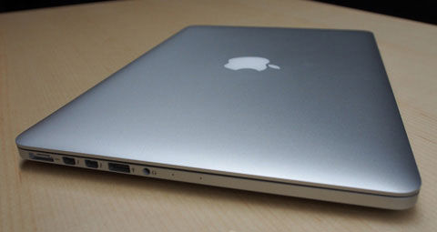 5 laptop có màn hình siêu mịn