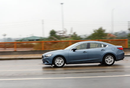 Mazda6 2013 - Camry hãy dè chừng!