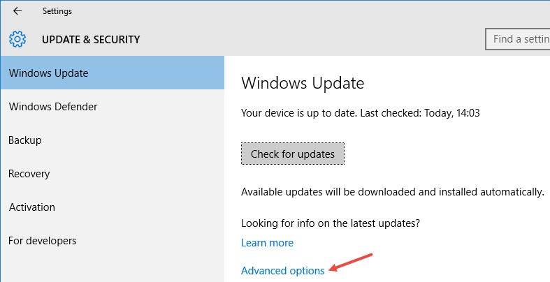 Trên cửa sổ Update and Security, click chọn liên kết Advanced Options.