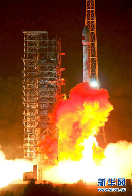 Trung Quốc phóng thành công vệ tinh Chinasat
