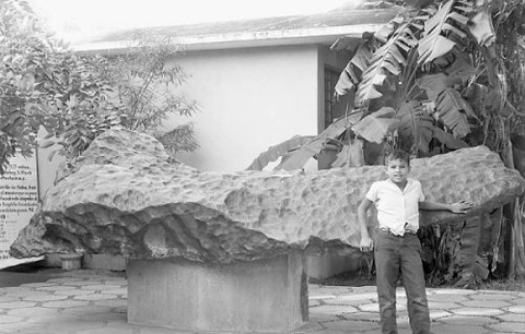 hiên thạch Bacubirito nặng khoảng 22 tấn. Nó được tìm thấy tại Mexico năm 1863